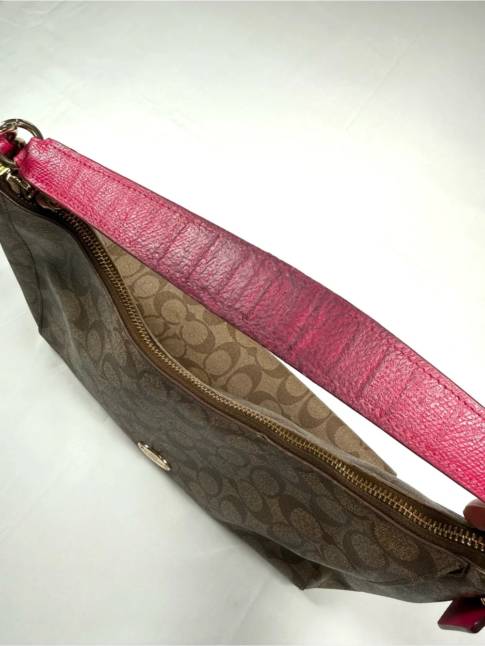 COACH Womens East West Celeste Hobo F34899 Signature Canvas Shoulder Bag Pink